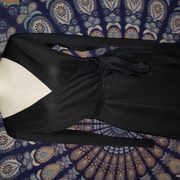 Vintagw Black long sleeve wrap dress size 6/8 - Picture 7 of 7